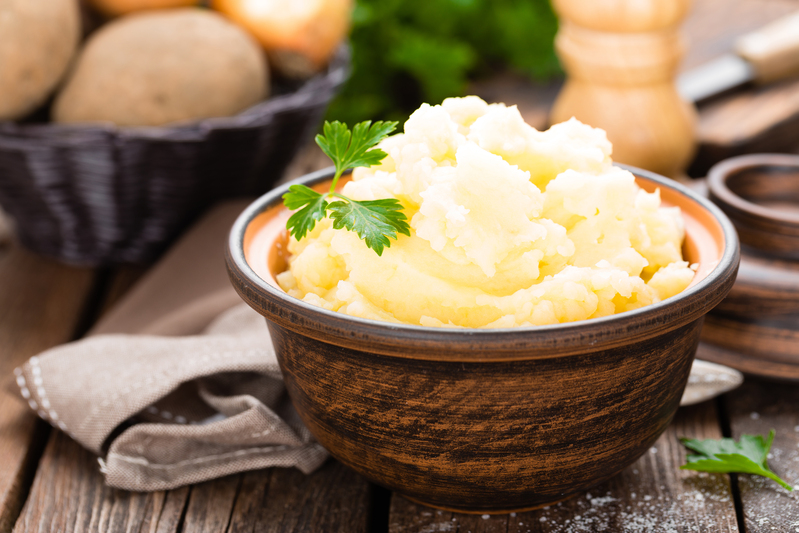 mashed-potato-potato-mash-with-butter-and-milk-PNE9ZJM-1 Receitas-teste